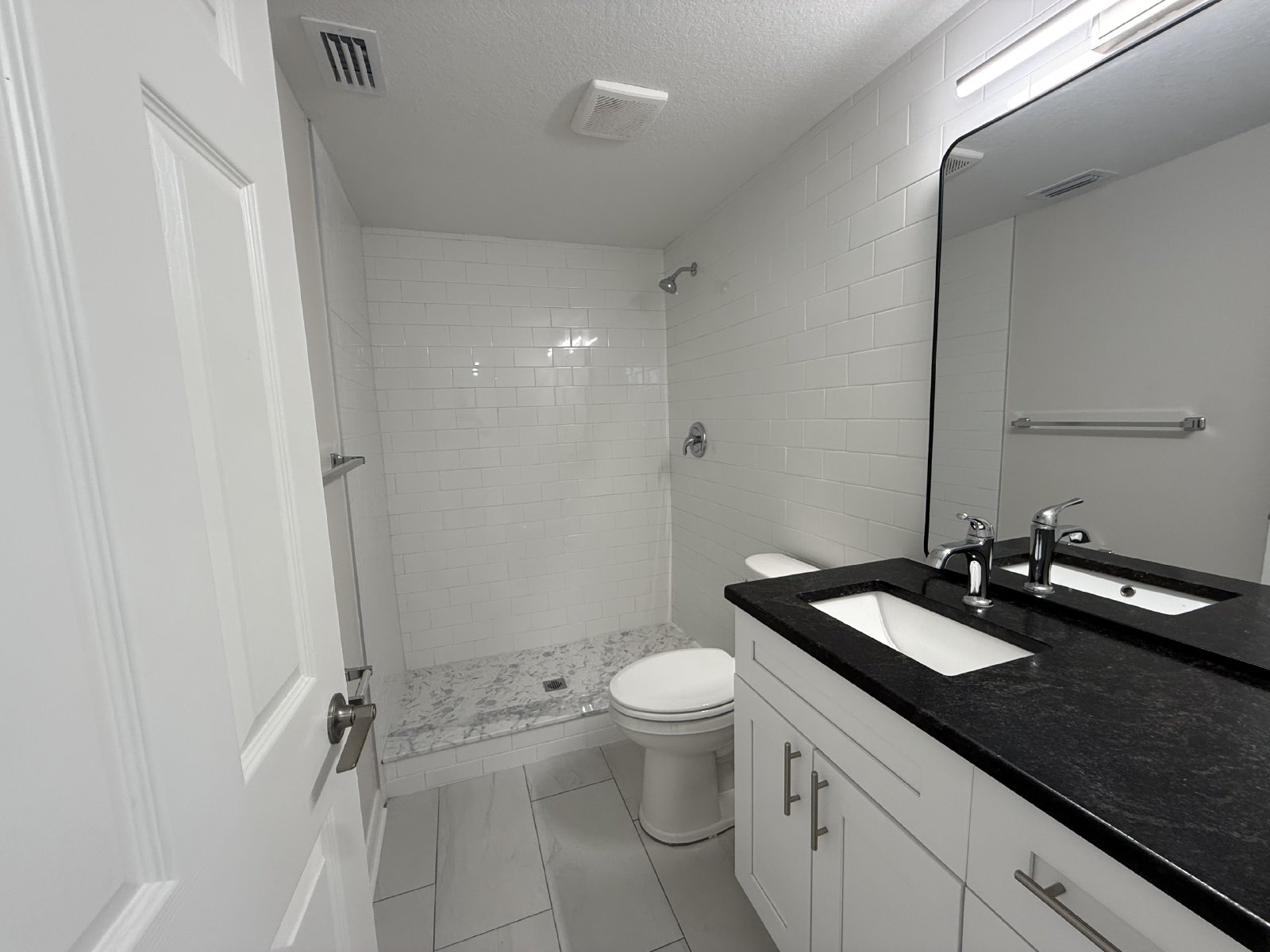 3 Bedroom, 2 Bathroom, Holiday property image