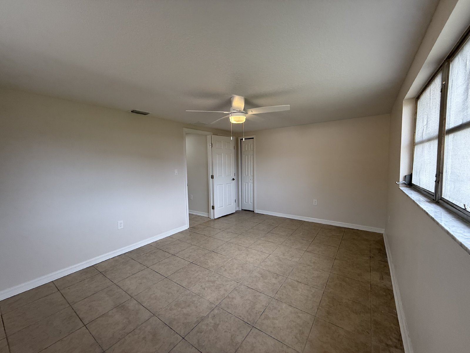 3 Bedroom, 2 Bathroom, Holiday property image