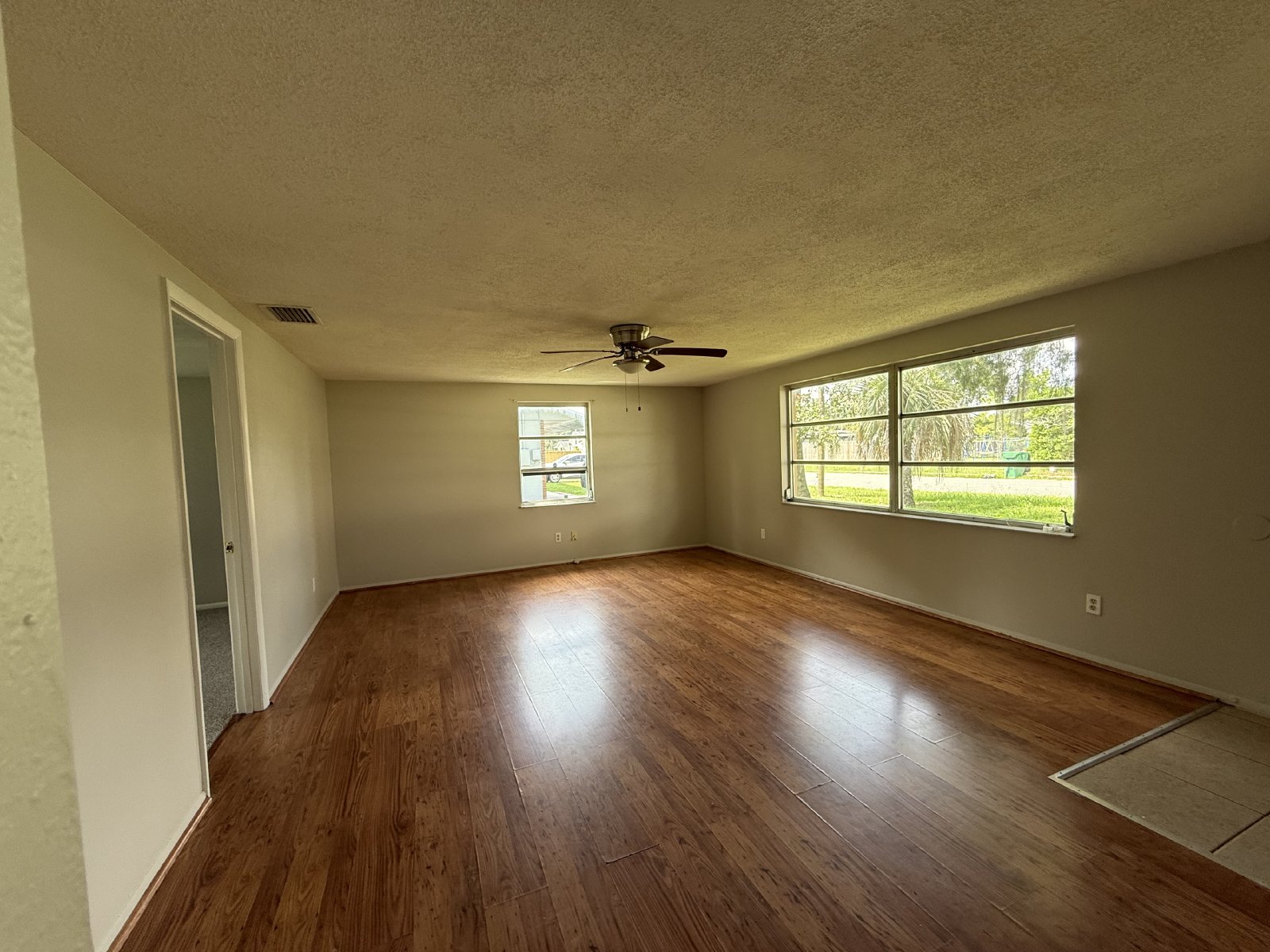 3 Bedroom, 2 Bathroom in Zephyrhills property image