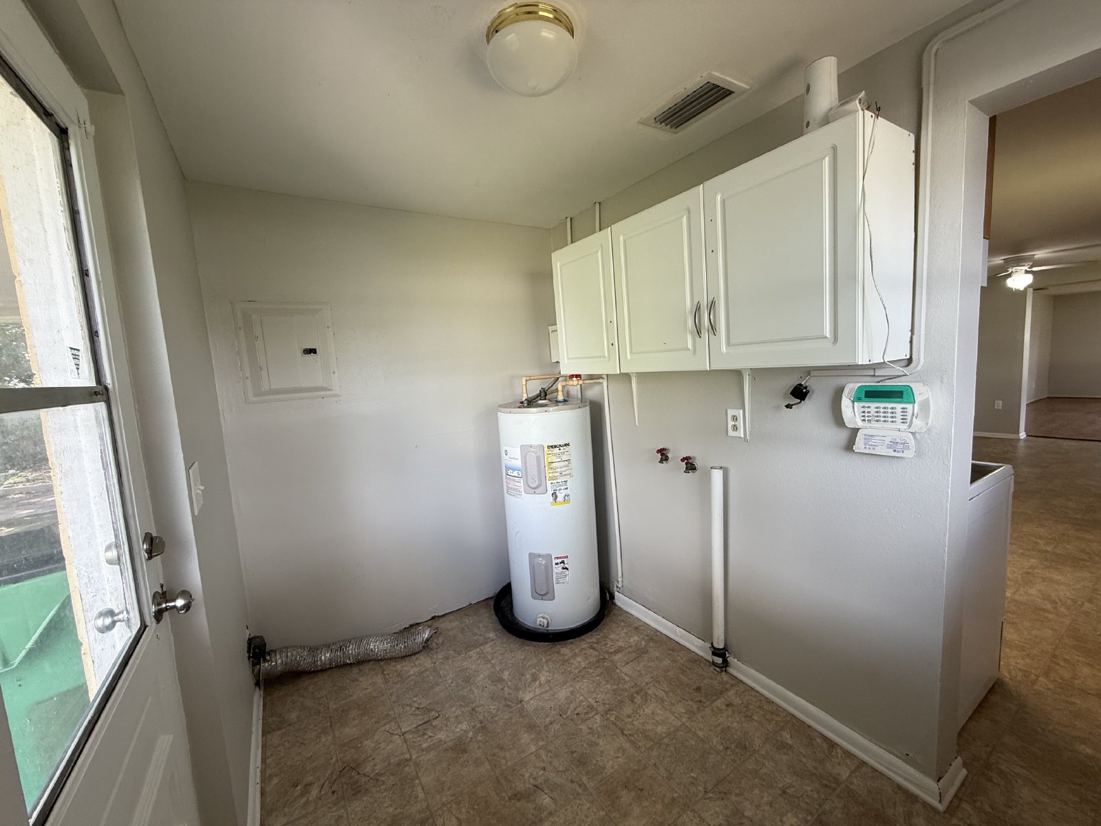 3 Bedroom, 2 Bathroom in Zephyrhills property image
