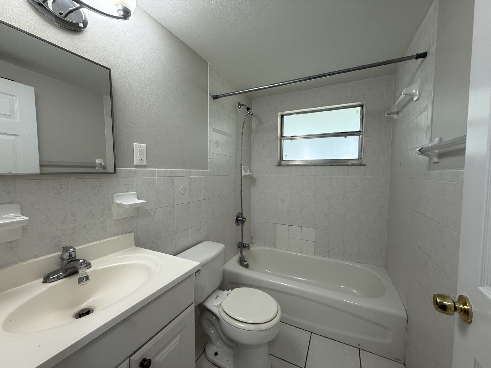 3 Bedroom, 2 Bathroom in Zephyrhills property image