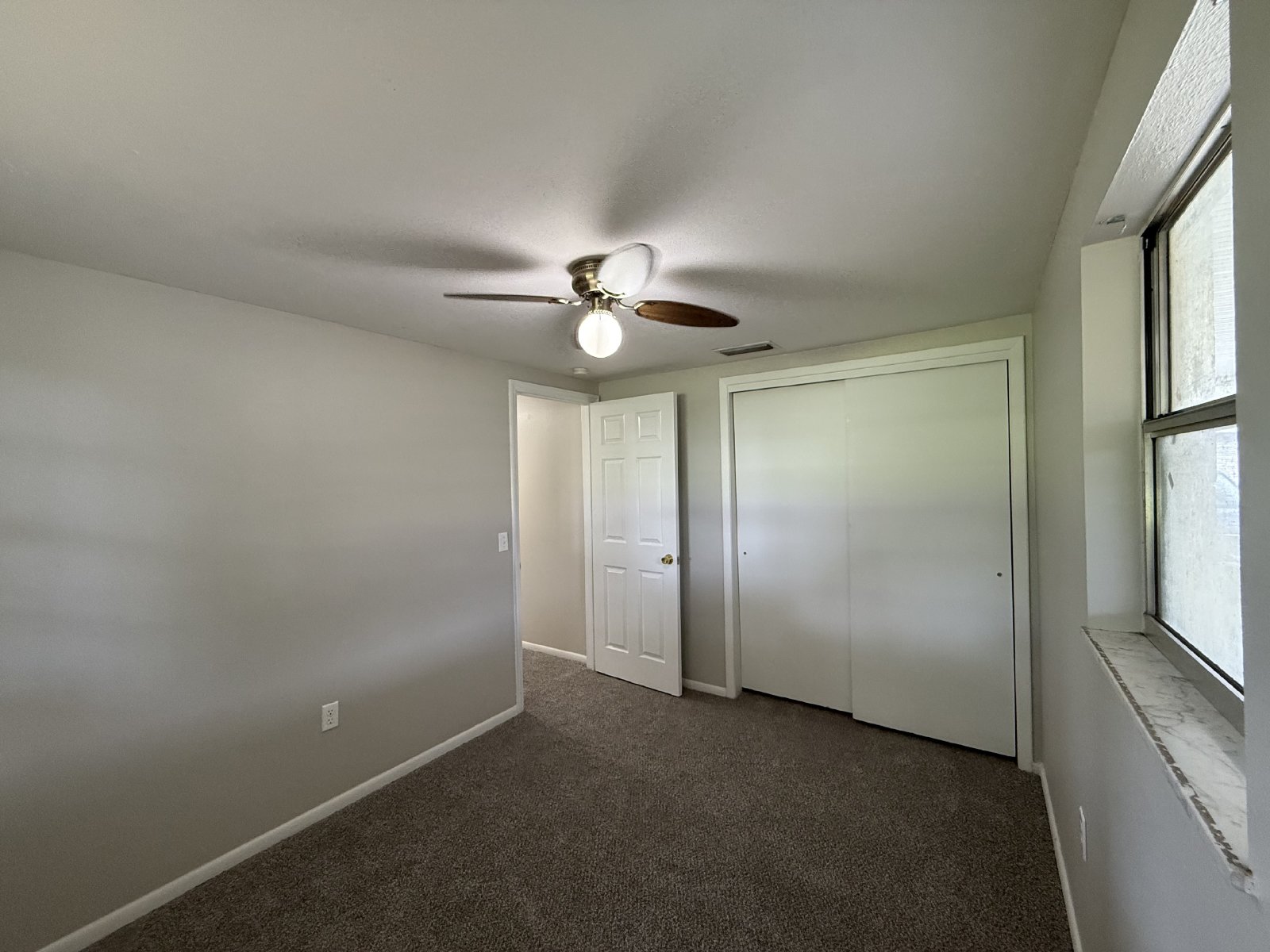3 Bedroom, 2 Bathroom in Zephyrhills property image