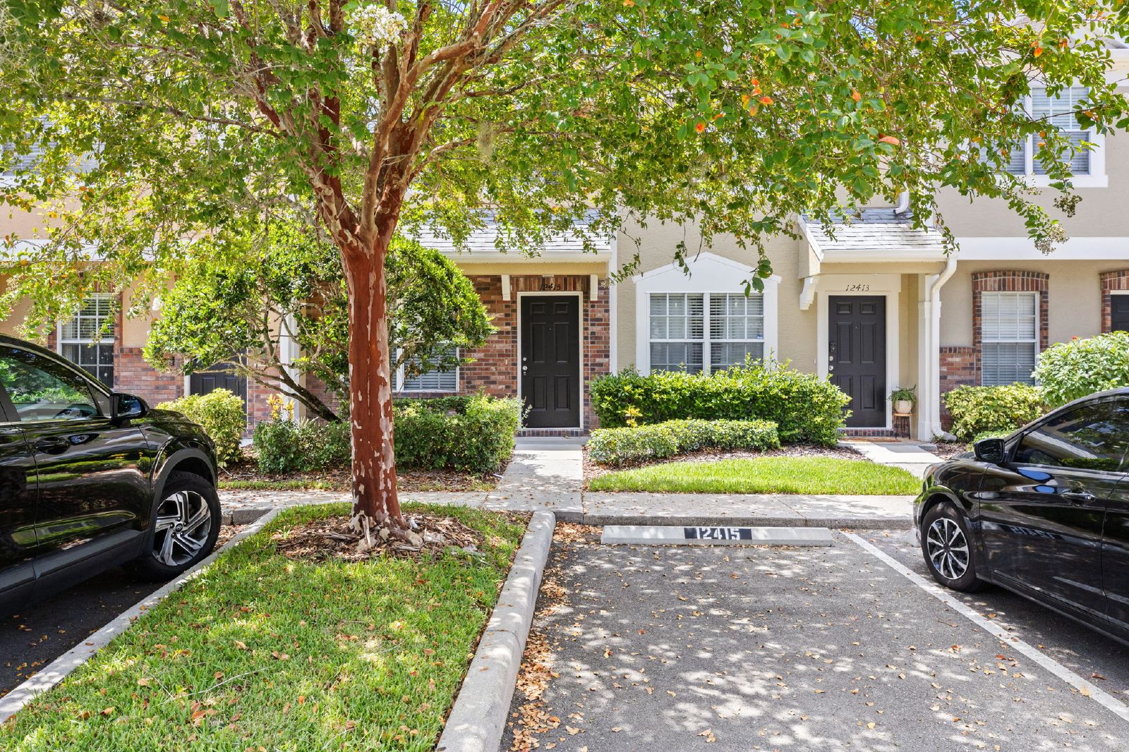 Beautiful Townhome In The Heart Of Westchase! property image