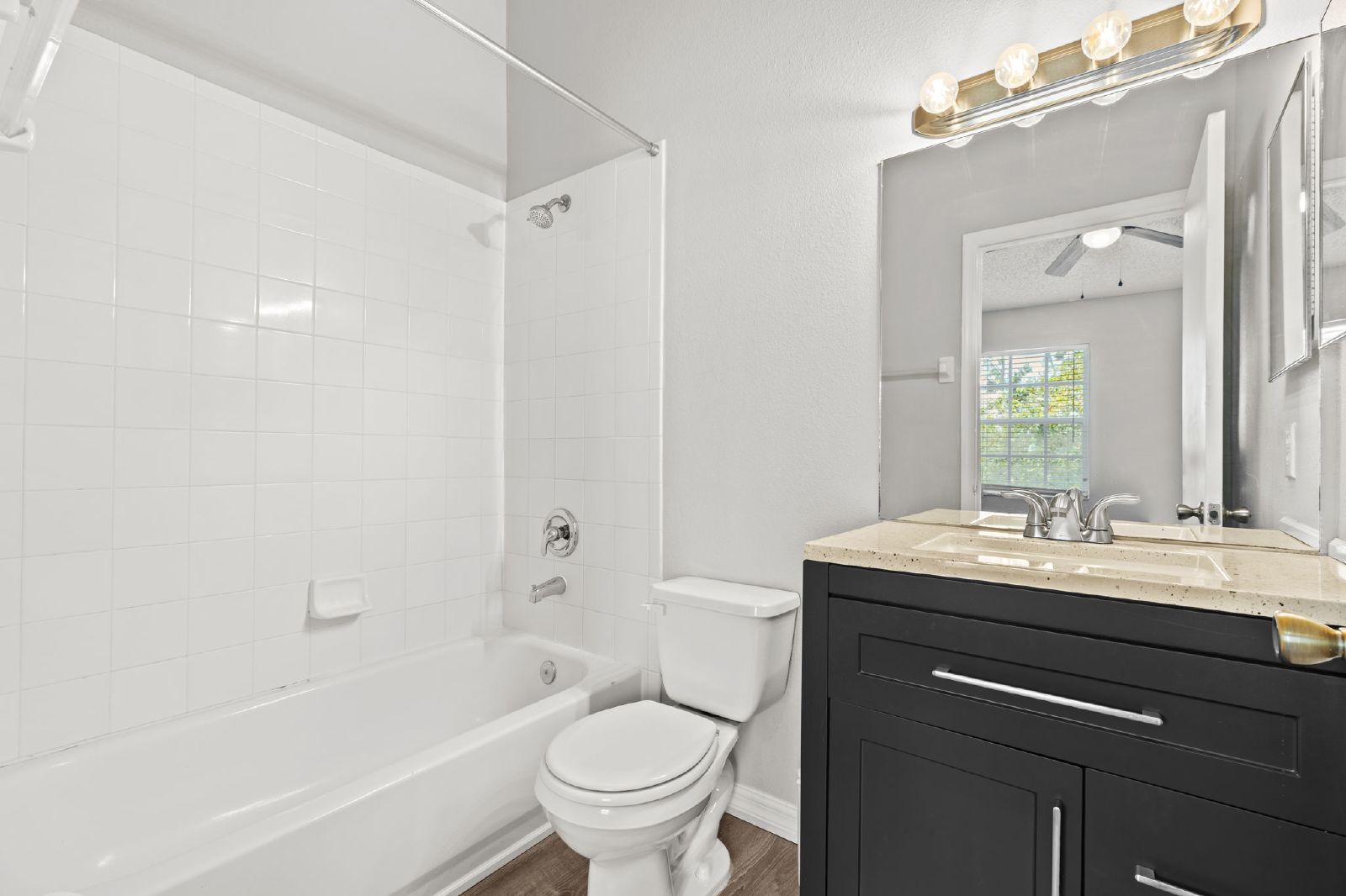 Beautiful Townhome In The Heart Of Westchase! property image