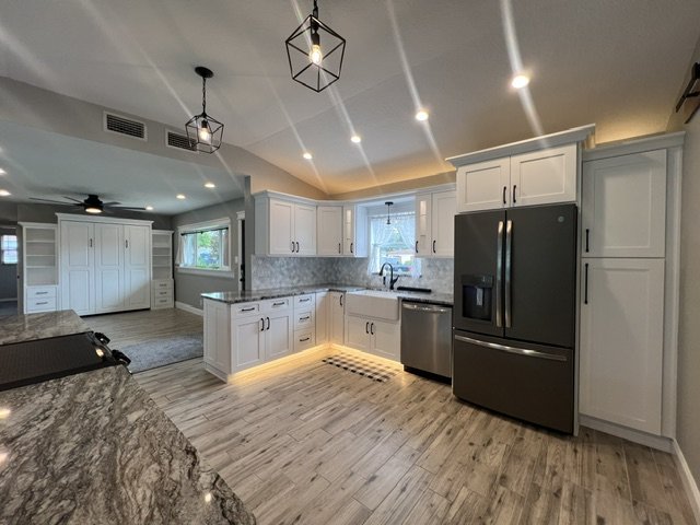 IMMACULATE TAMPA POOL HOME WITH LUSH LANDSCAPE! property image