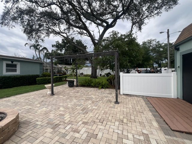 IMMACULATE TAMPA POOL HOME WITH LUSH LANDSCAPE! property image