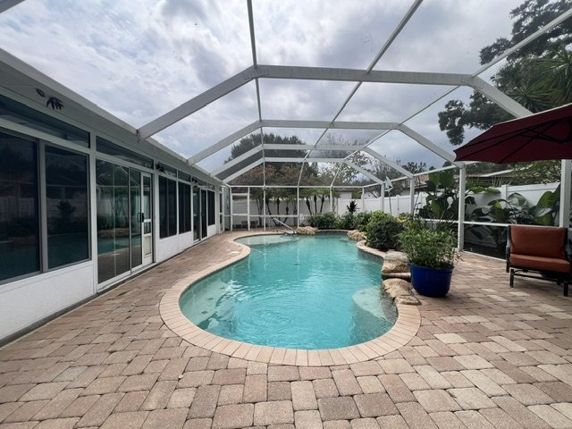 IMMACULATE TAMPA POOL HOME WITH LUSH LANDSCAPE! property image