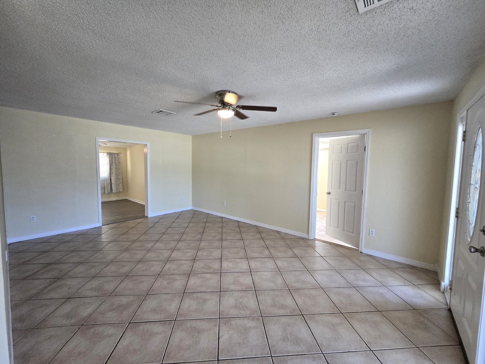 3/2 Available Now In Spring Hill, FL! property image