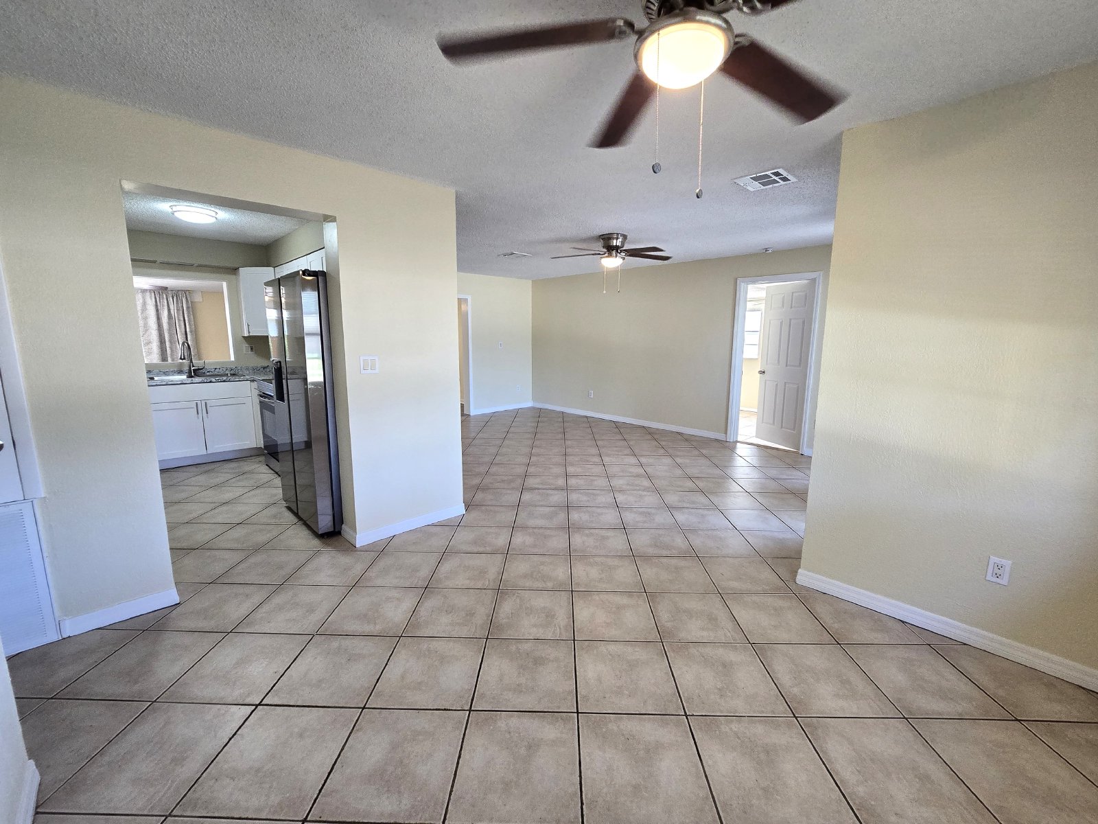 3/2 Available Now In Spring Hill, FL! property image