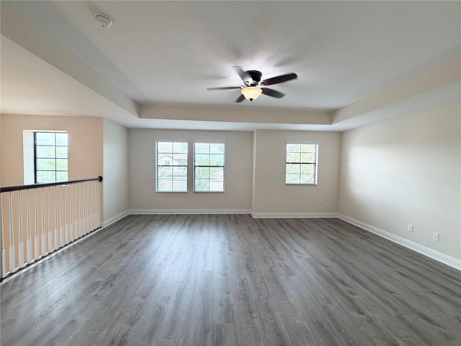 Stunning 5Bed 4Bath Home In New Tampa property image