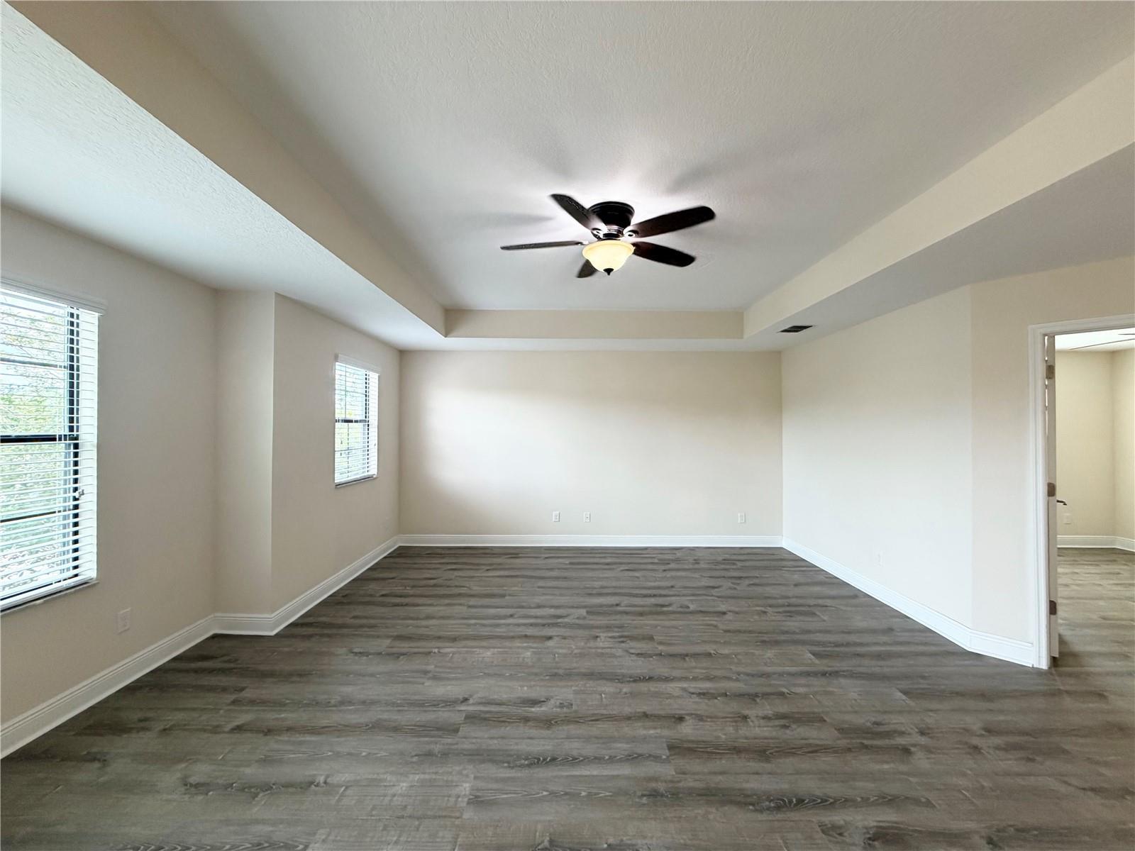 Stunning 5Bed 4Bath Home In New Tampa property image