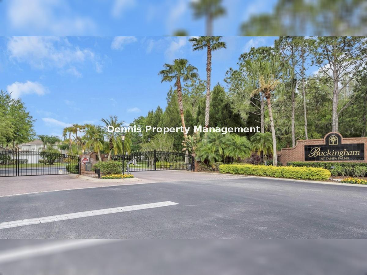 4 Bedroom 3 1/2 Bath 3 Car Garage Home In Buckingham At Tampa Palms property image