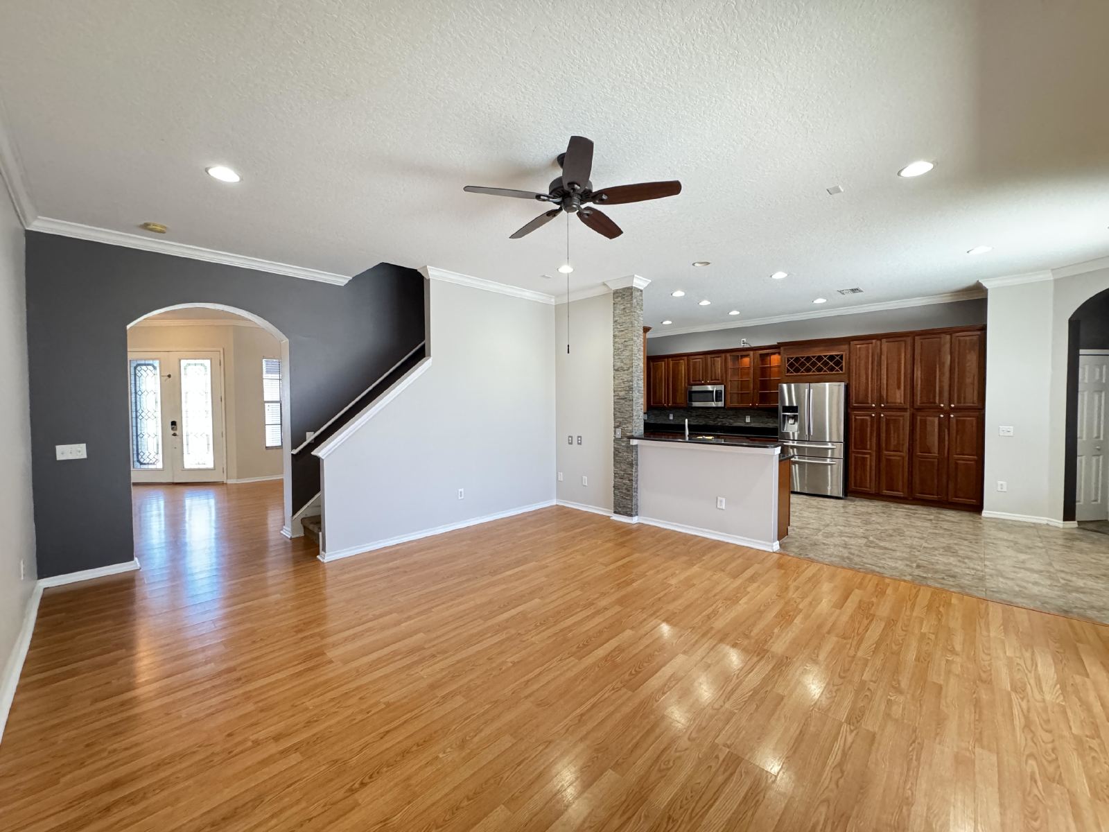Beautiful 4Bed 3Bath, Office, And Loft  Pool Home In Gated Community property image