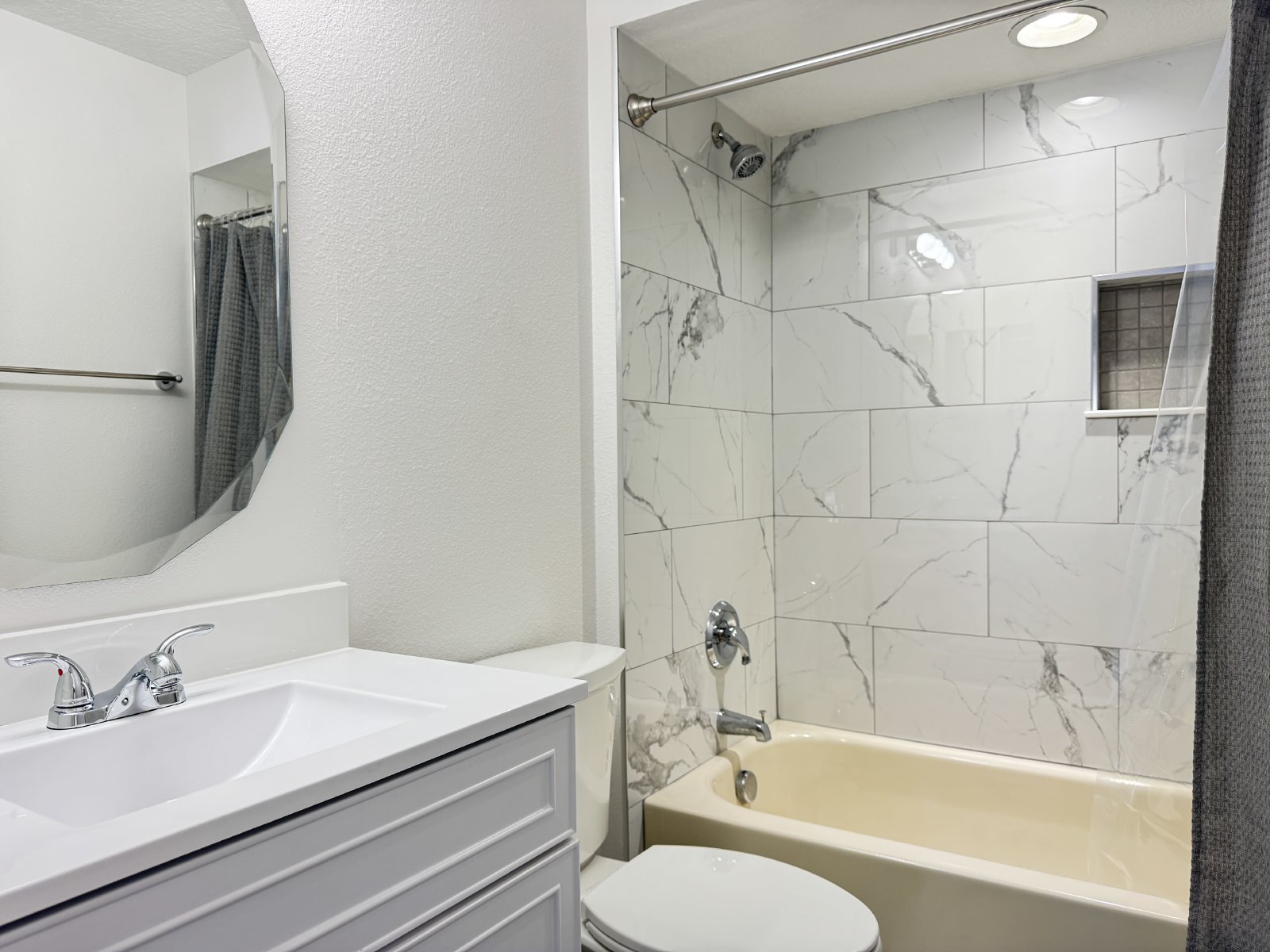 2/2 With Den In Plantation Palms Villas property image
