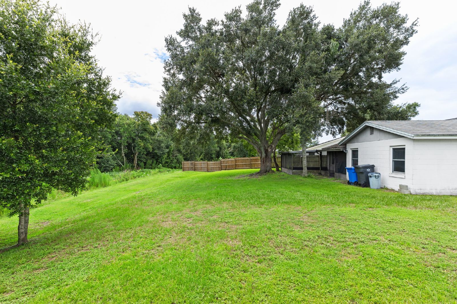 Charming 3 Bed 2 Bath On A Large Conservation Lot property image