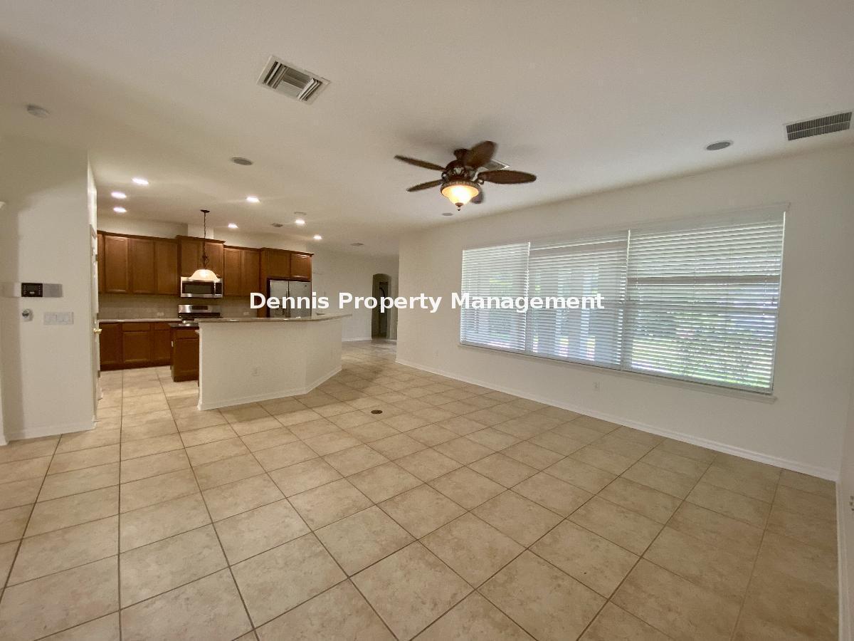 4 Bedroom 3 1/2 Bath 3 Car Garage Home In Buckingham At Tampa Palms property image