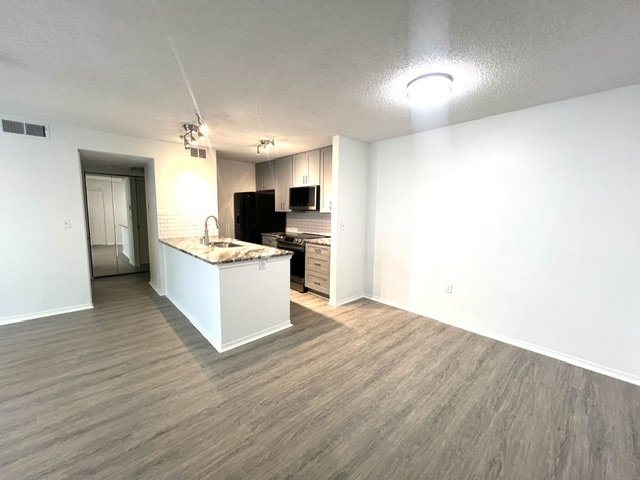 4107 CHATHAM OAK UNIT 312, TAMPA FL 33624 property image