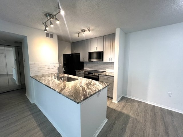 4107 CHATHAM OAK UNIT 312, TAMPA FL 33624 property image