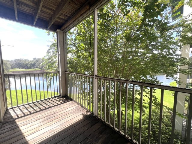 4107 CHATHAM OAK UNIT 312, TAMPA FL 33624 property image