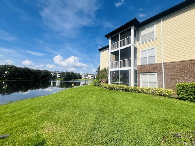 4107 CHATHAM OAK UNIT 312, TAMPA FL 33624 property image
