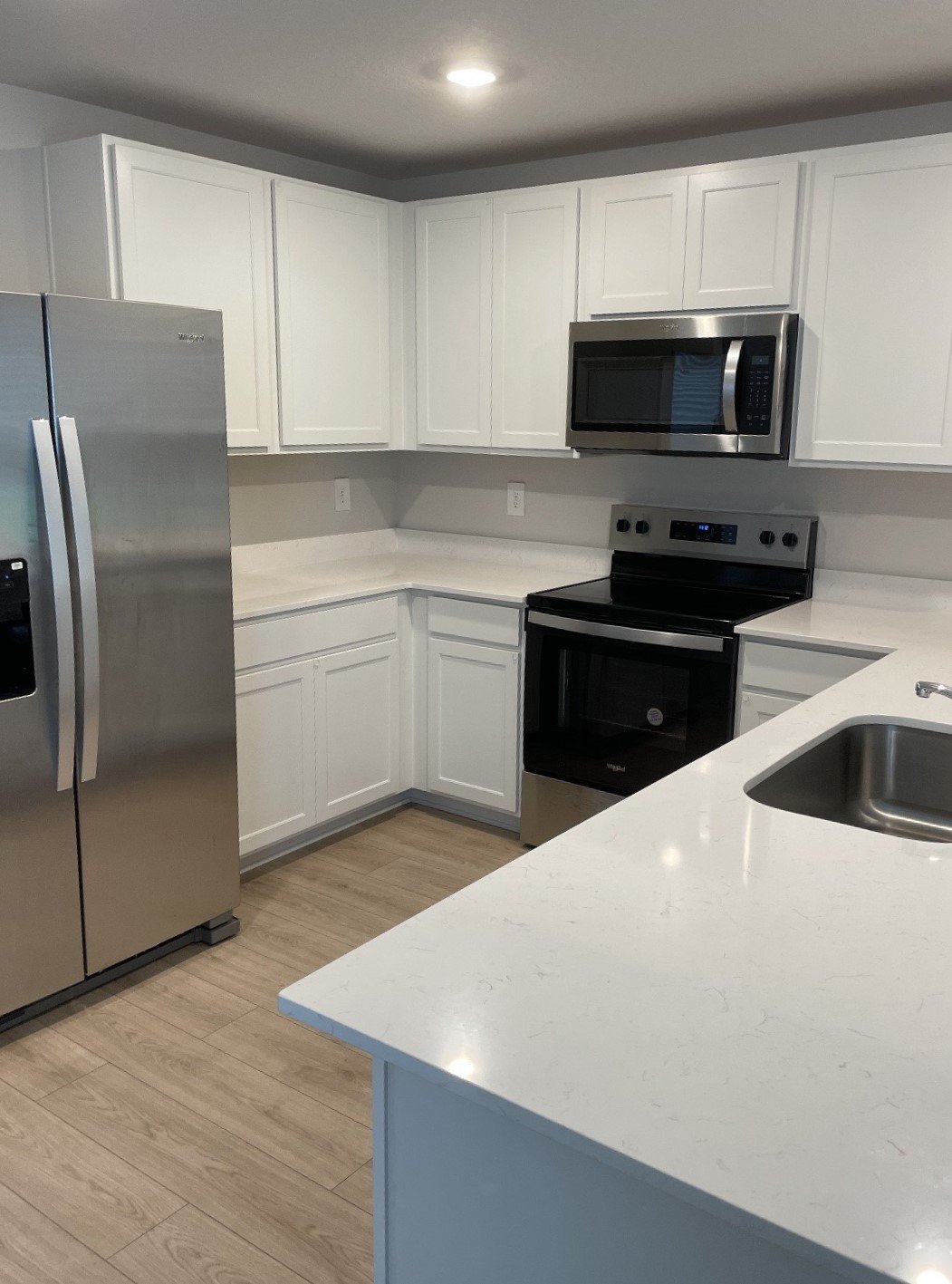 New 3/2/2 In Oakfield Lakes property image