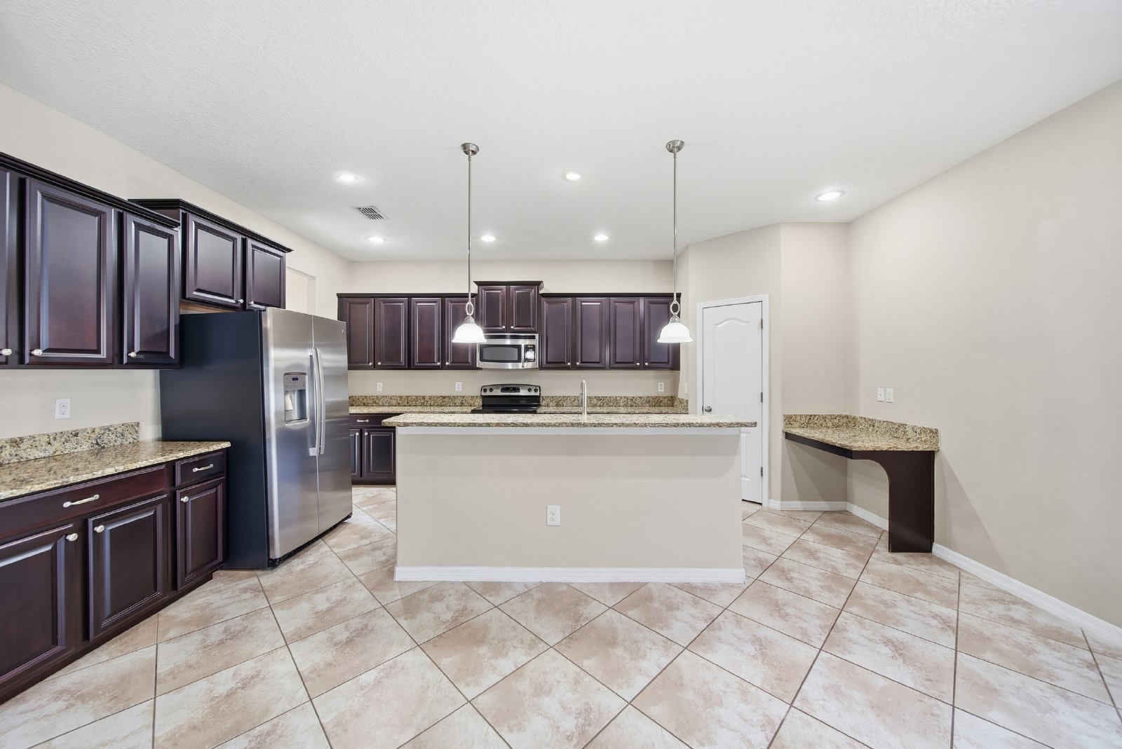 Stunning 7 Bed/ 4 Bath LAWN CARE INCLUDED Triple Creek Home For Rent! property image