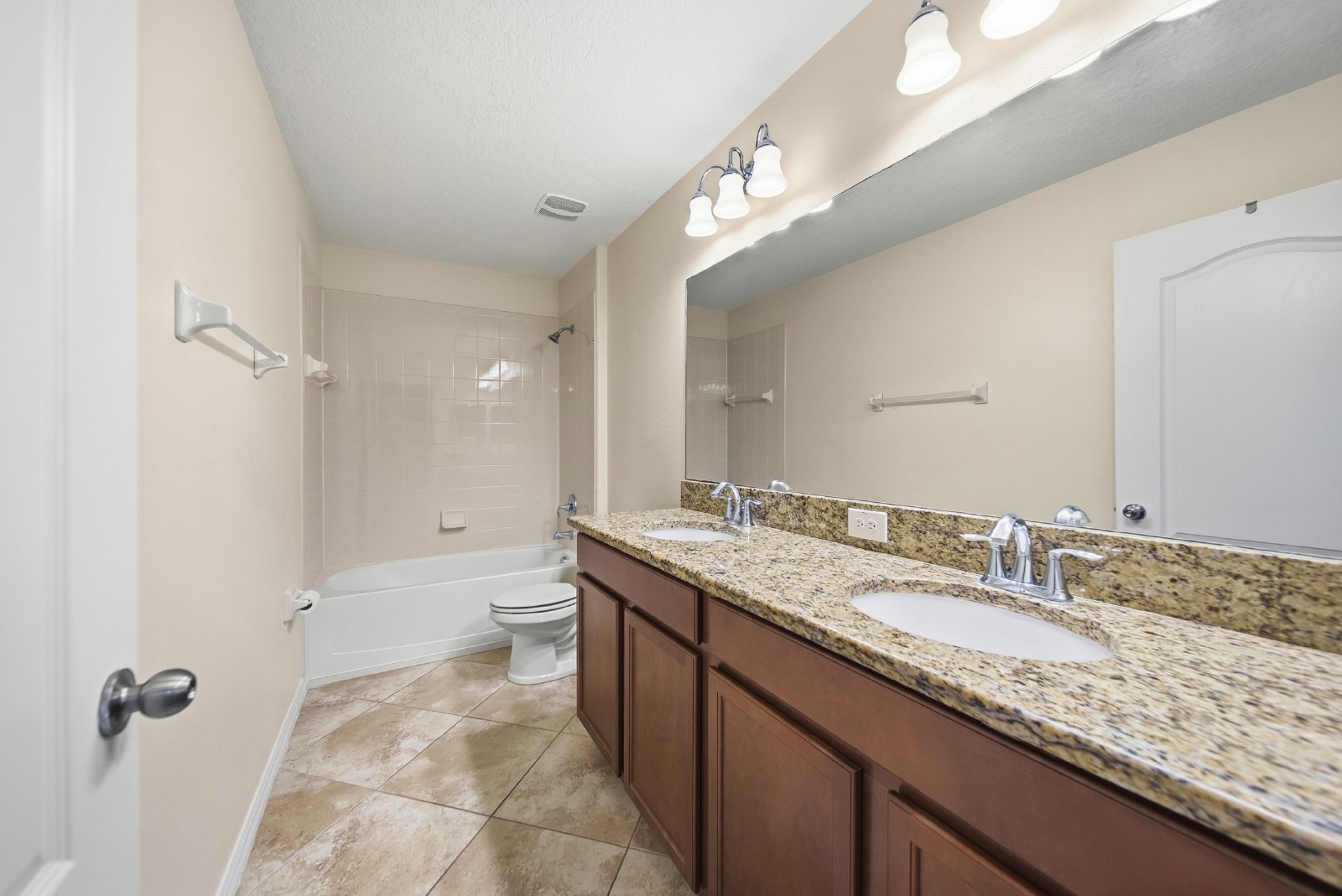 Stunning 7 Bed/ 4 Bath LAWN CARE INCLUDED Triple Creek Home For Rent! property image