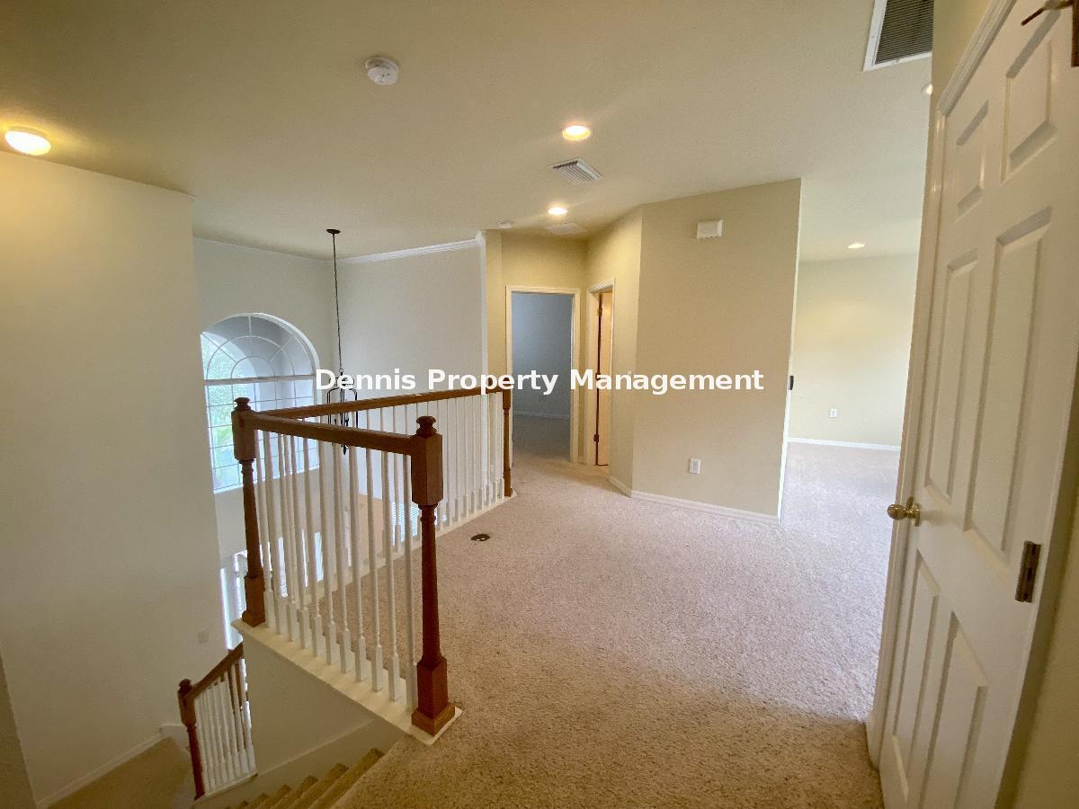 4 Bedroom 3 1/2 Bath 3 Car Garage Home In Buckingham At Tampa Palms property image