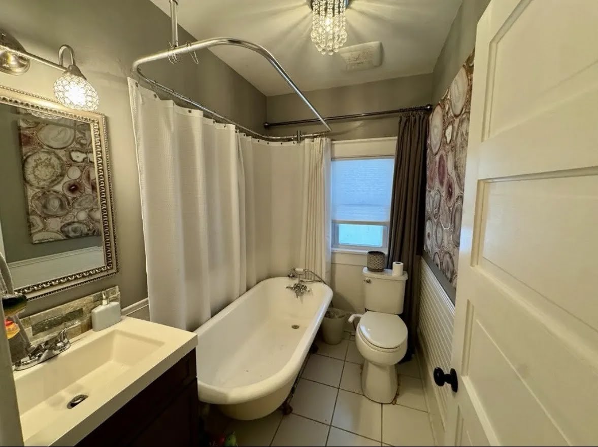 Historic Uptown St. Pete Charm | 4BR/2BA | Lawn Care Inc property image