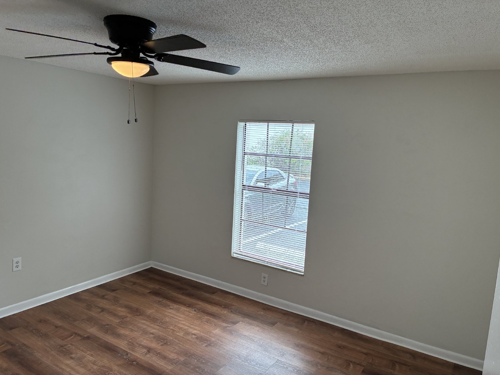 Remodeled 2/1 in S. Tampa property image