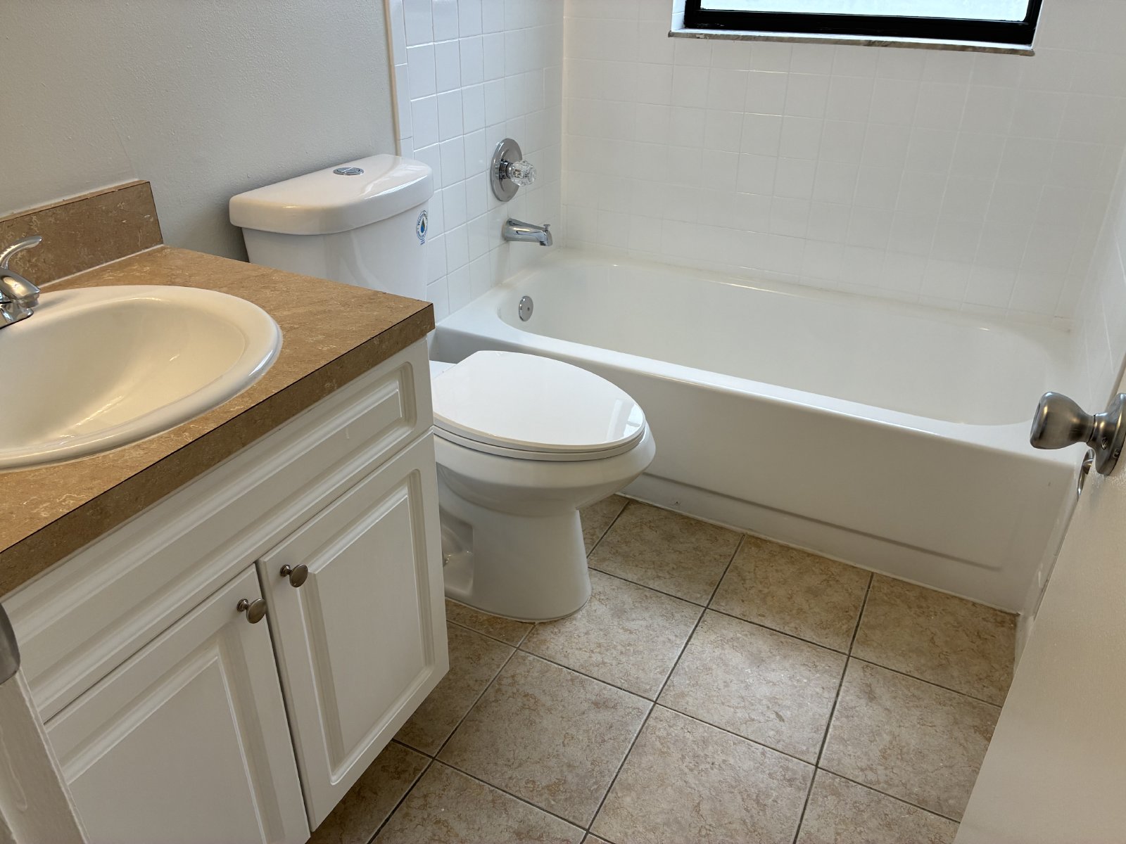 Remodeled 2/1 in S. Tampa property image