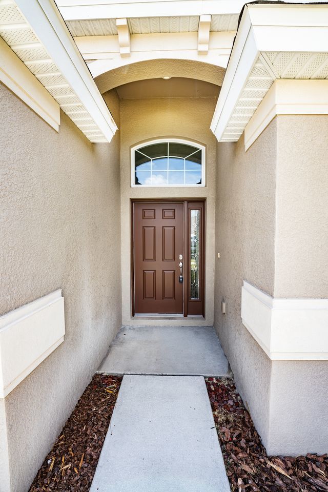 4 Bed, 2 Bath In Oak Creek property image