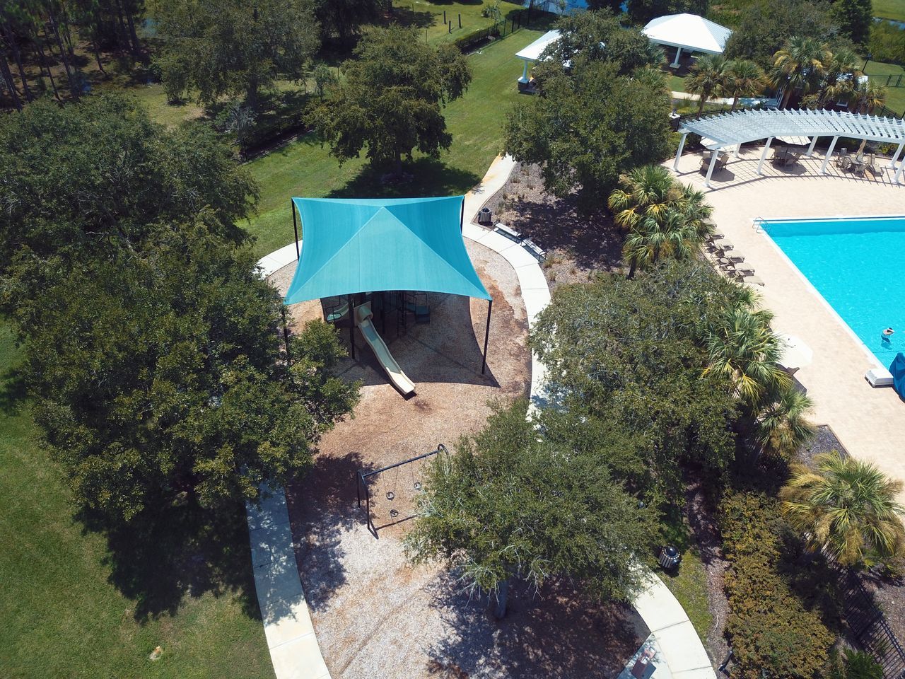 4 Bed, 2 Bath In Oak Creek property image