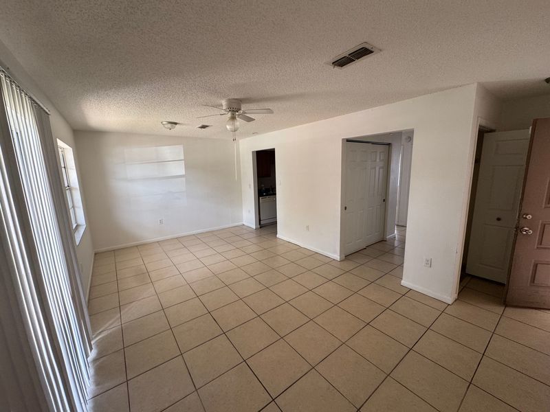 Cute And Cozy 2 Bedroom 1 Bath Condo property image