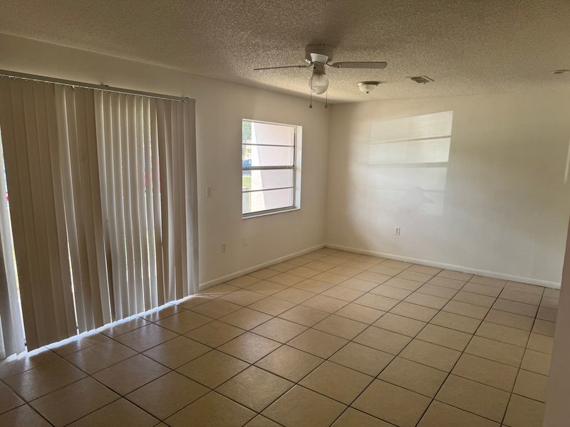 Cute And Cozy 2 Bedroom 1 Bath Condo property image