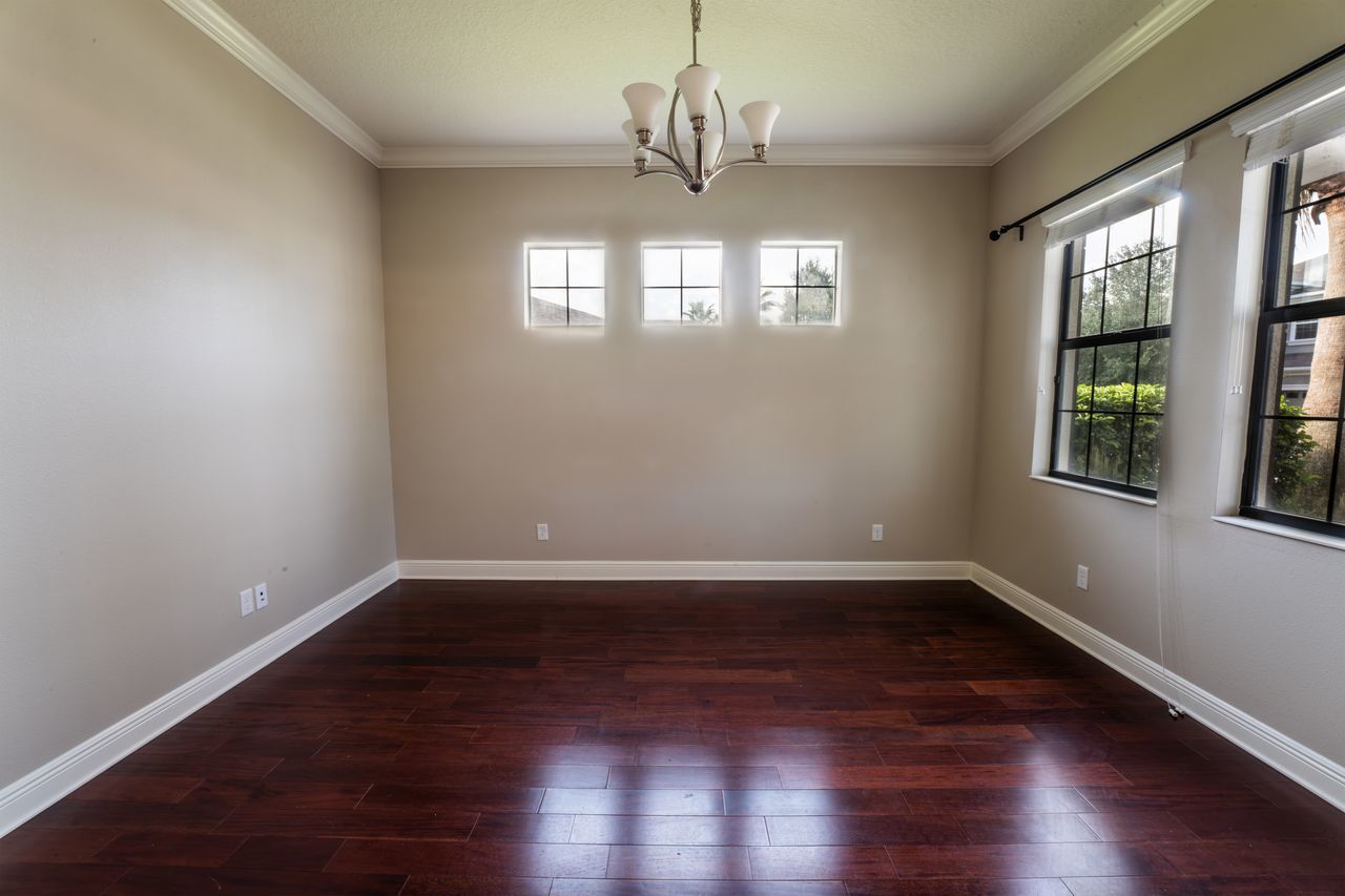 Five Bedroom, Four Bath Pool Home in Connerton property image