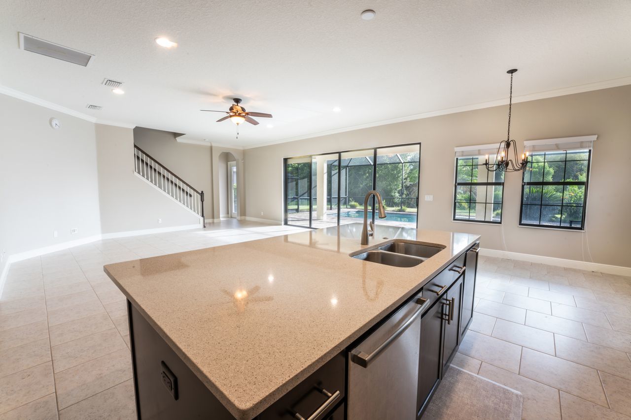 Five Bedroom, Four Bath Pool Home in Connerton property image