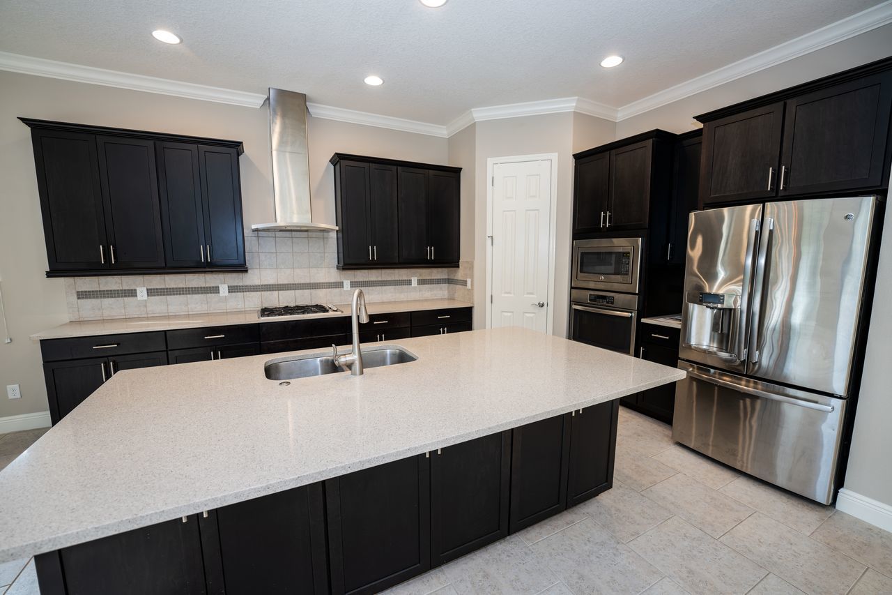 Five Bedroom, Four Bath Pool Home in Connerton property image