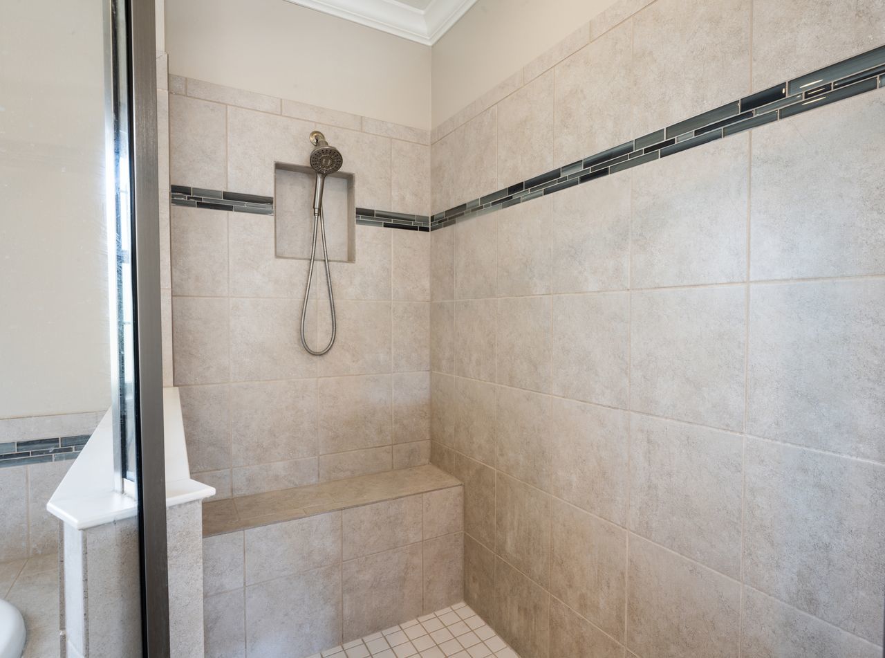 Five Bedroom, Four Bath Pool Home in Connerton property image
