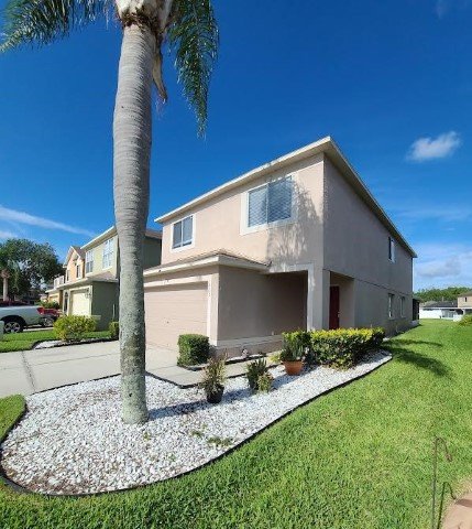 4 Bed/ 2.5 Bath Pond View Home In Tampa property image