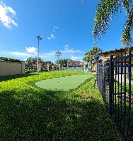 4 Bed/ 2.5 Bath Pond View Home In Tampa property image