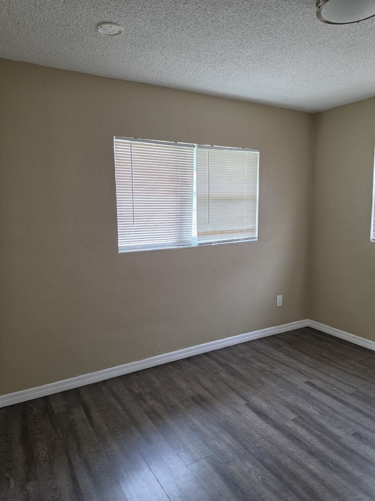 Sweet Location... property image