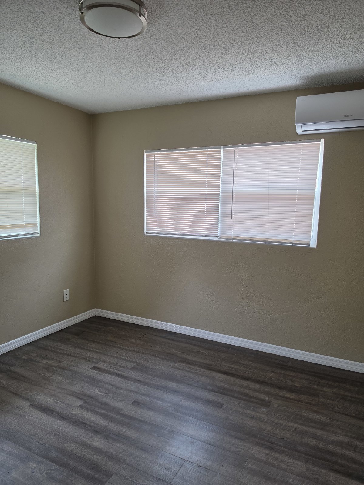 Sweet Location... property image