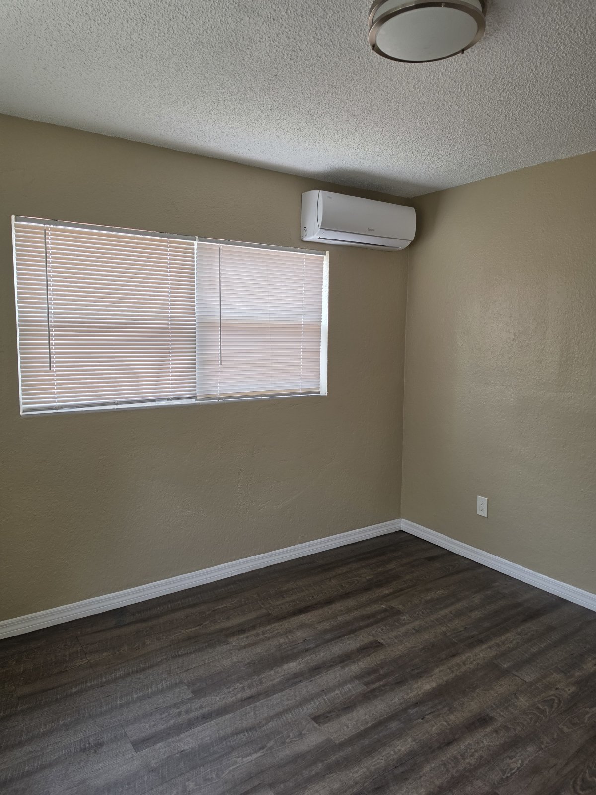 Sweet Location... property image
