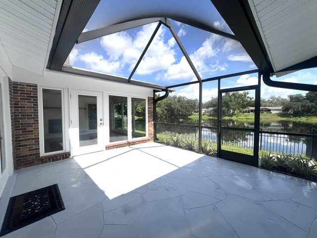 AMAZING CARROLLWOOD  HOME READY FOR MOVE IN! property image