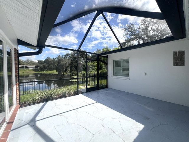 AMAZING CARROLLWOOD  HOME READY FOR MOVE IN! property image