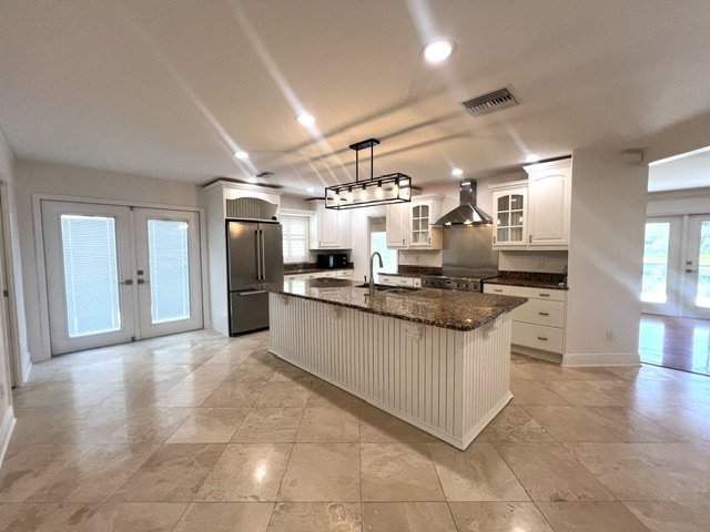 AMAZING CARROLLWOOD  HOME READY FOR MOVE IN! property image