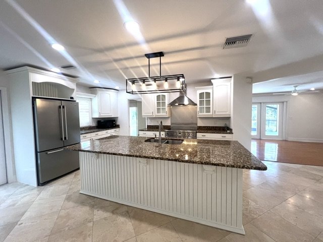 AMAZING CARROLLWOOD  HOME READY FOR MOVE IN! property image
