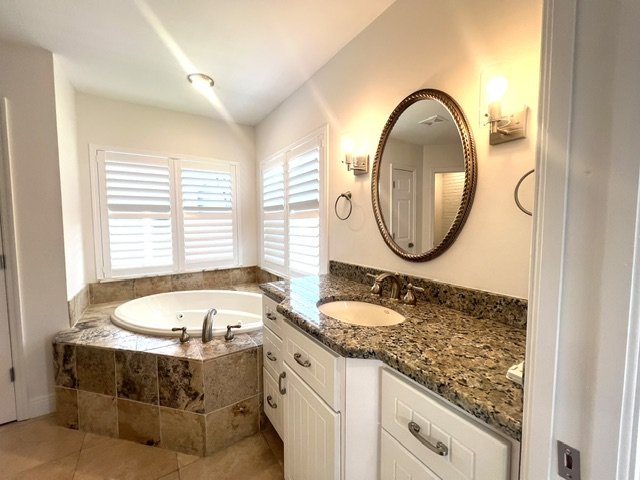 AMAZING CARROLLWOOD  HOME READY FOR MOVE IN! property image