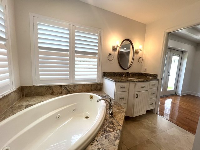 AMAZING CARROLLWOOD  HOME READY FOR MOVE IN! property image